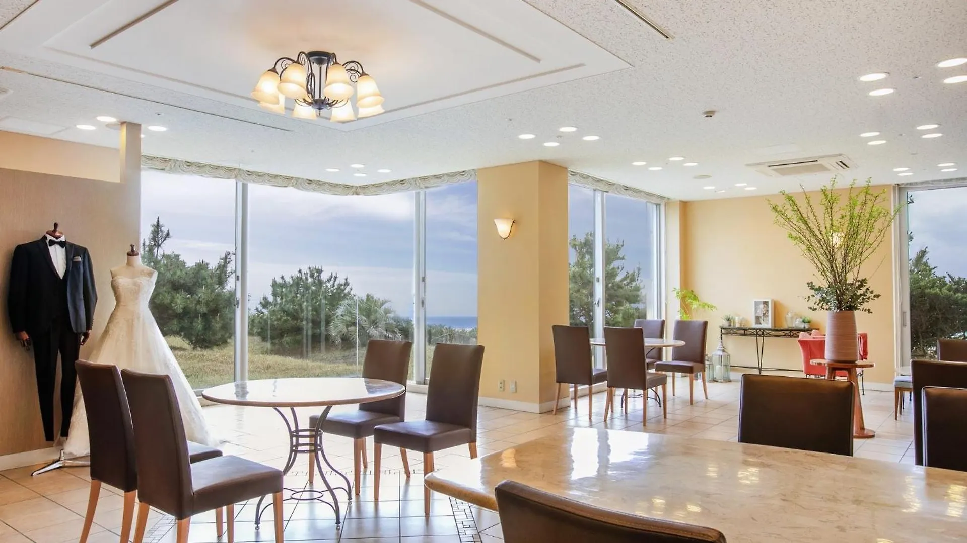 Kamakura Prince Hotel 4*,